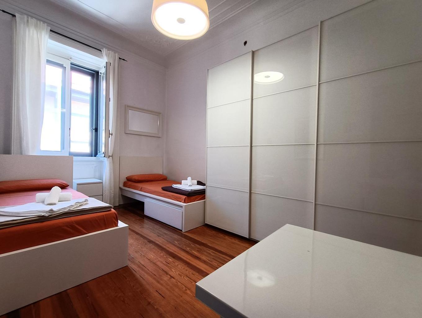 Sahi - Residenza Corso Italia Tre Camere, Due Bagni E Un Salone ミラノ エクステリア 写真