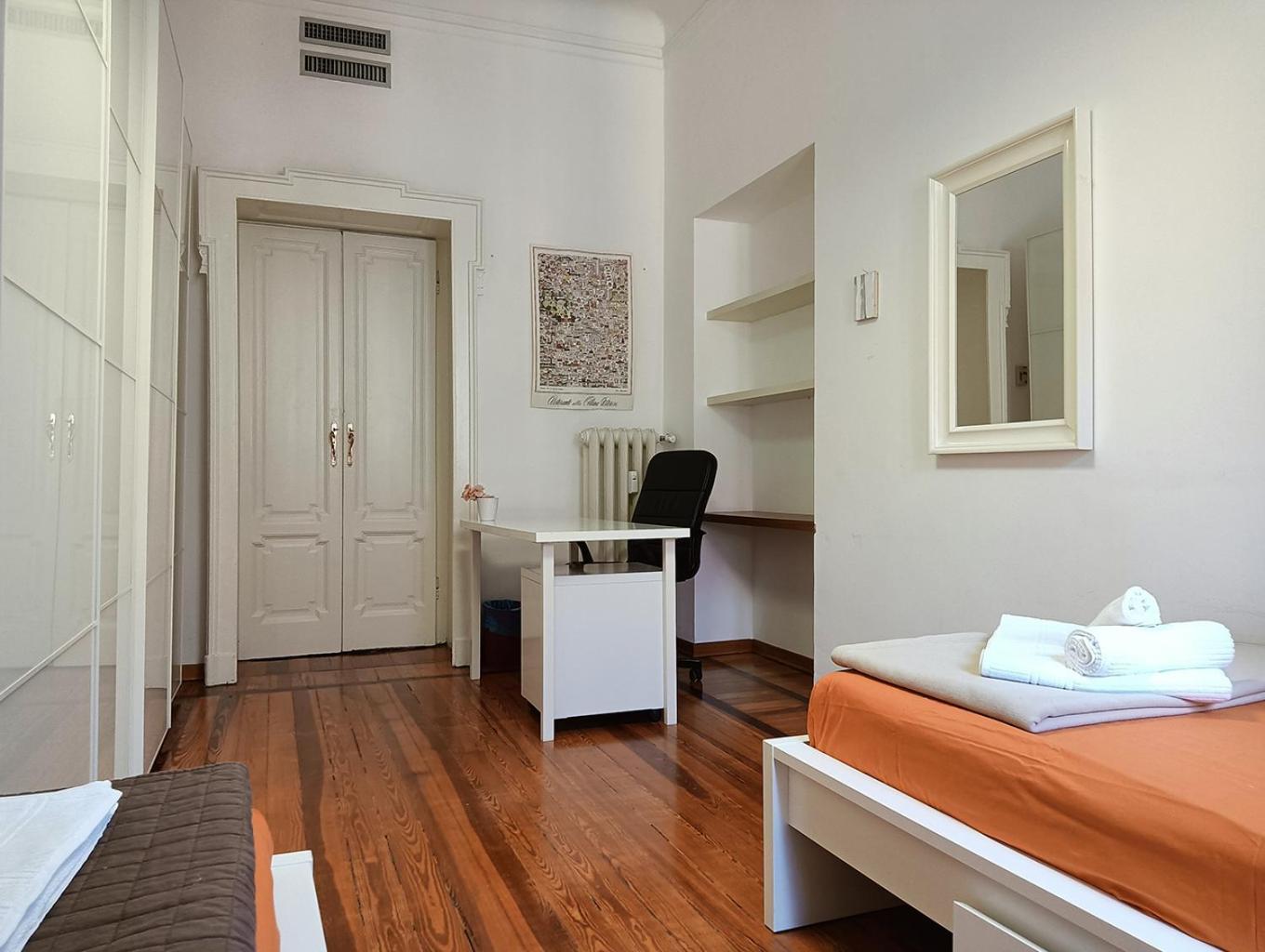 Sahi - Residenza Corso Italia Tre Camere, Due Bagni E Un Salone ミラノ エクステリア 写真